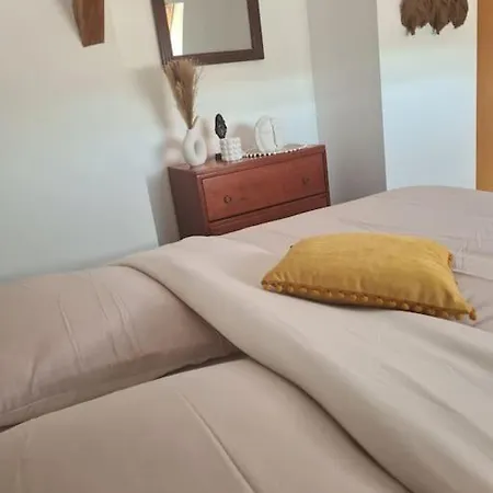 Bienvenue Chez Angele Homes 3 Апартаменты *