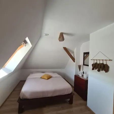 Bienvenue Chez Angele Homes 3 *